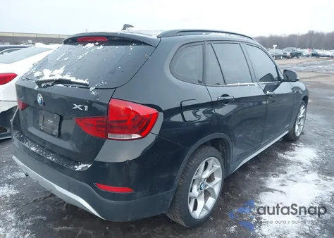 2013 BMW X1 xDrive28I из США, поврежденный, VIN WBAVL1C51DVR87966